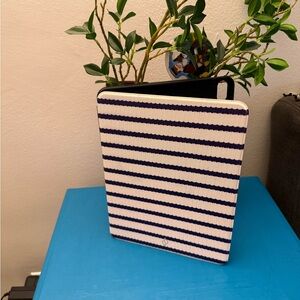 iPad Air Case w/Pencil Holder (4th/5th Generation)